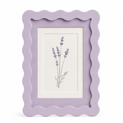 Wavy-Edge Photo Frame — Soft Lavender